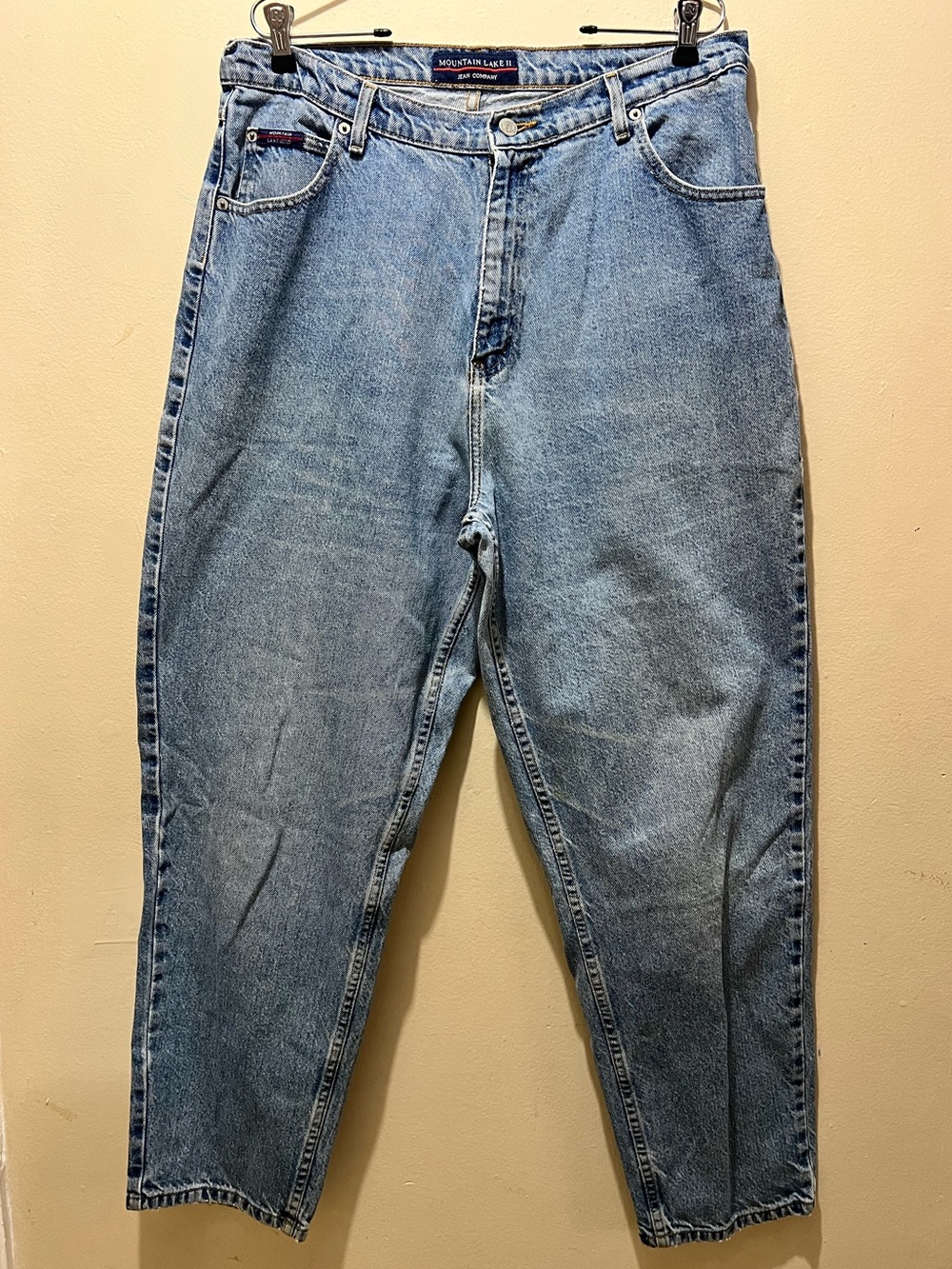 ✨ Vintage Mountain Lake II Barrel Jeans – Women’s Size 18W ✨